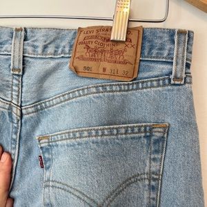 Levi’s 501 light denim straight leg jeans